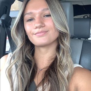 Meet your Posher, Madelyn